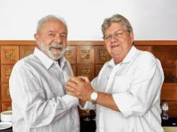 João mantém uma boa parceria com o governo Lula