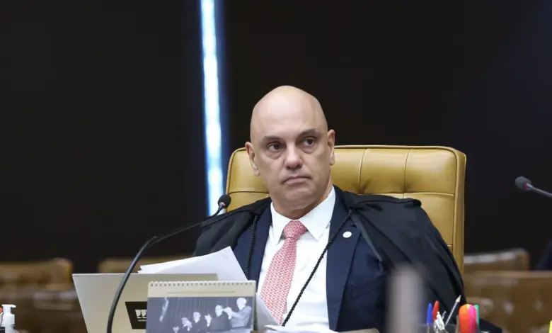 Alexandre de Moraes foi descoberto em armação