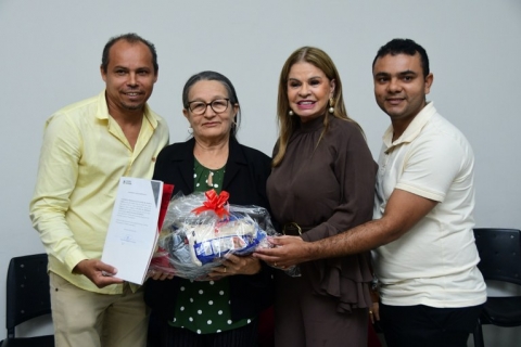 A primeira dama prestigiou a campanha solidária