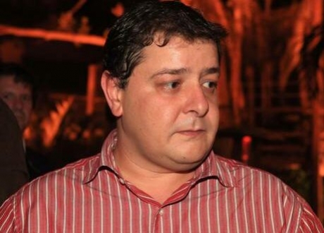Lulinha abocanhava 300 mil reais dos velhinhos