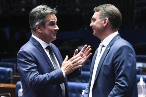 A decisão de apoio a Flávio foi por unanimidade