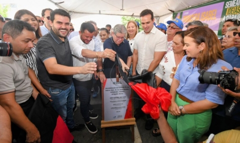 João inaugurou pavimentação que liga Tavares a outras cidades
