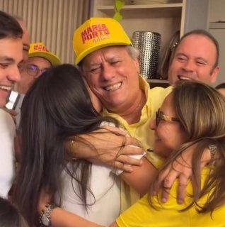 O povo acolheu Maria com generosidade e confiança