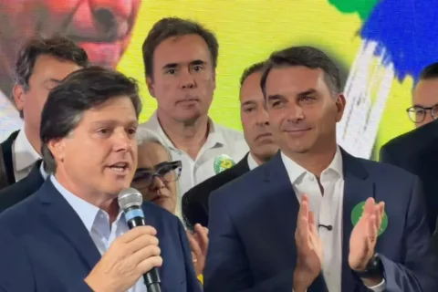 Baleia decidiu que MDB apoiará Flávio Bolsonaro