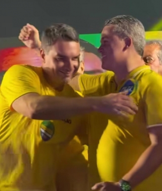 Multidão deve recepcionar Flavio e Efraim