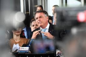 Bolsonaro segue perseguido implacavelmente