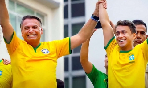 Com Bolsonaro e e pelo Brasil