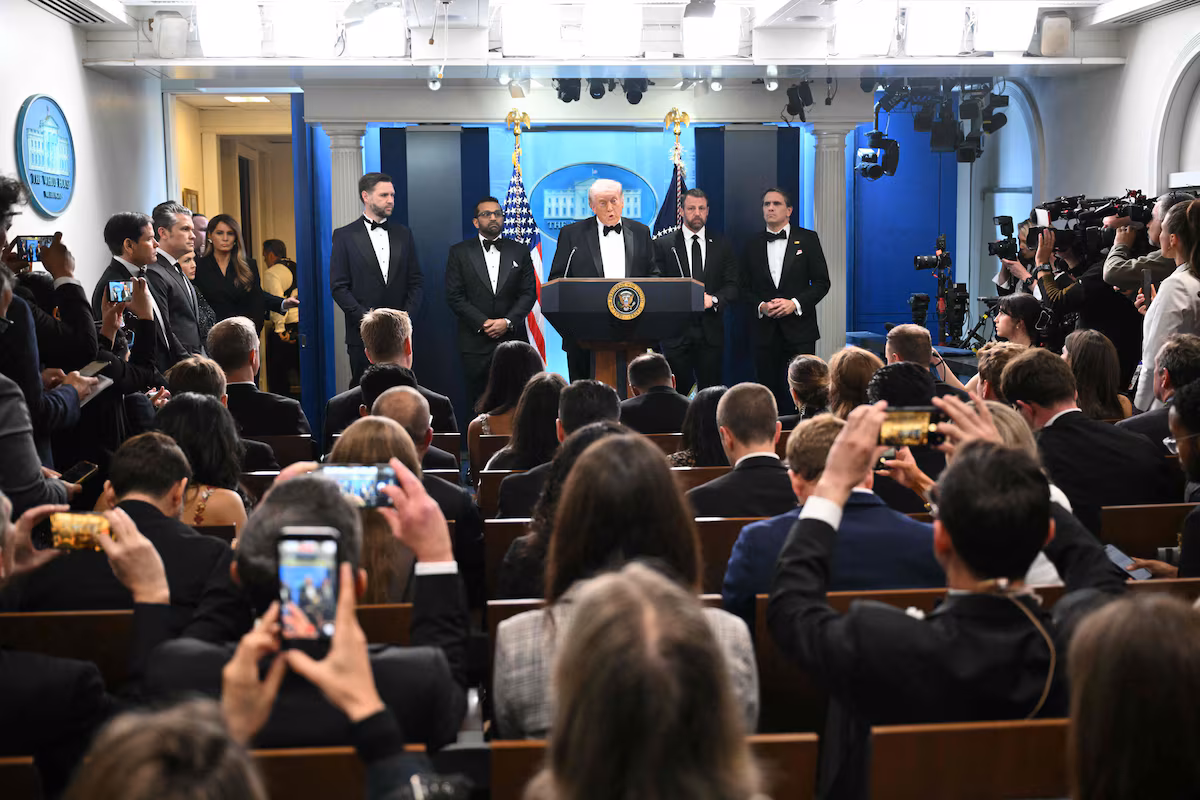 Trump novamente sob ameaça de tiros