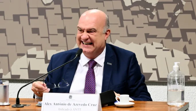 Alex Azevedo é homem de confiança de Vené
