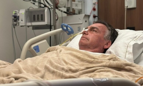 Jair Bolsonaro precisa de atenção especial