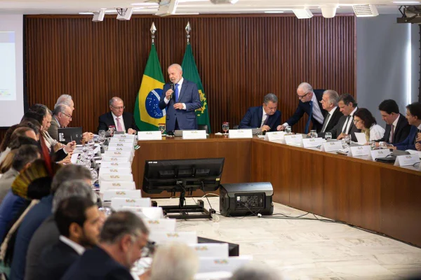 Lula não quer passar a ideia que protege bandidos (Foto Metrópole)