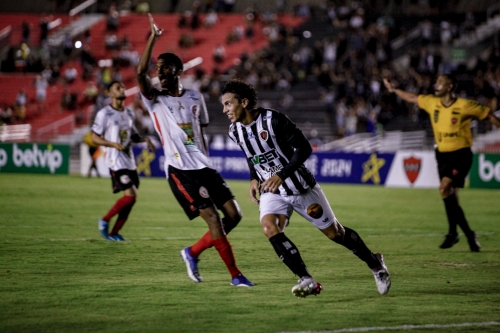 Botafogo estreia no Campeonato Paraibano aplicando uma goleada no So Paulo Crystal: 5 a 1