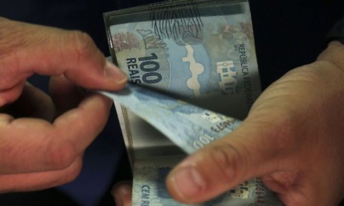 Servidores estaduais recebem salários de outubro a partir desta terça